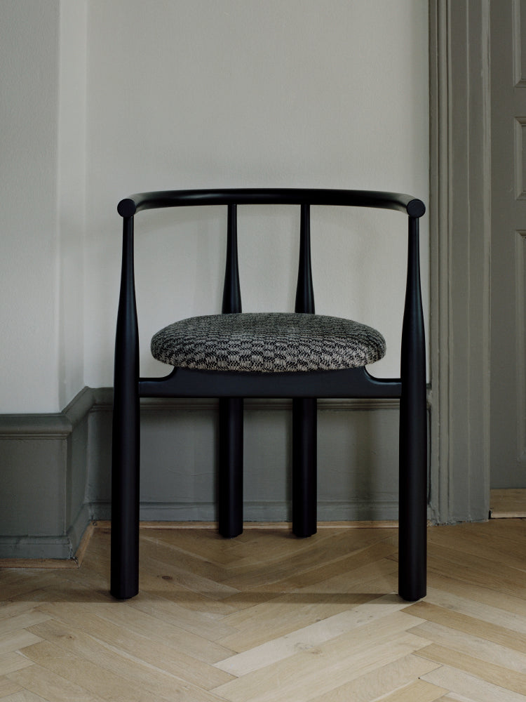 Minar - Black